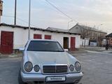 Mercedes-Benz E 320 1996 года за 3 200 000 тг. в Туркестан – фото 2