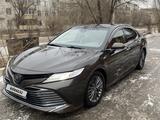 Toyota Camry 2019 годаfor16 500 000 тг. в Актобе – фото 2