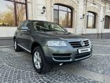 Volkswagen Touareg 2004 года за 4 700 000 тг. в Алматы – фото 5