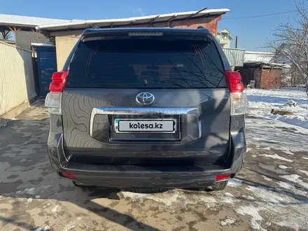 Toyota Land Cruiser Prado 2010 года за 14 200 000 тг. в Алматы – фото 6