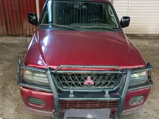 Mitsubishi Montero Sport