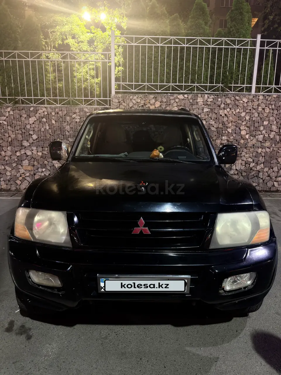 Mitsubishi Montero, 2002