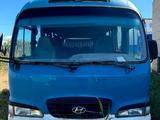 Hyundai  Пассажирский автобус Hyundai County 2004 года за 3 000 000 тг. в Атырау – фото 3