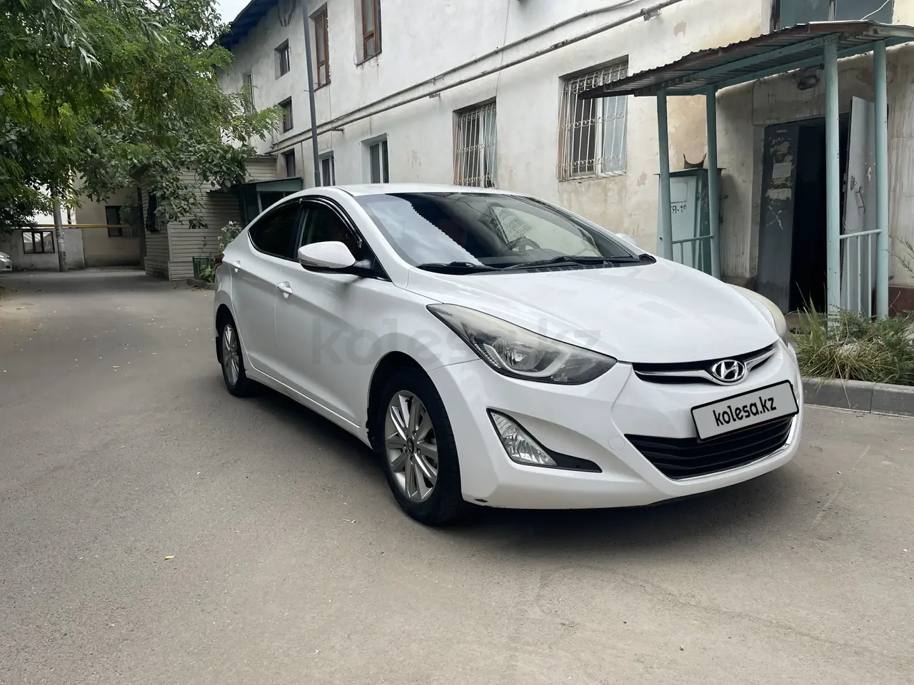 Hyundai Elantra, 2015