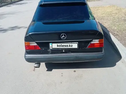 Mercedes-Benz E 230 1992 года за 2 500 000 тг. в Павлодар – фото 12
