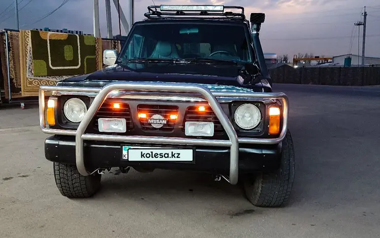 Nissan Patrol 1994 года за 2 500 000 тг. в Алматы