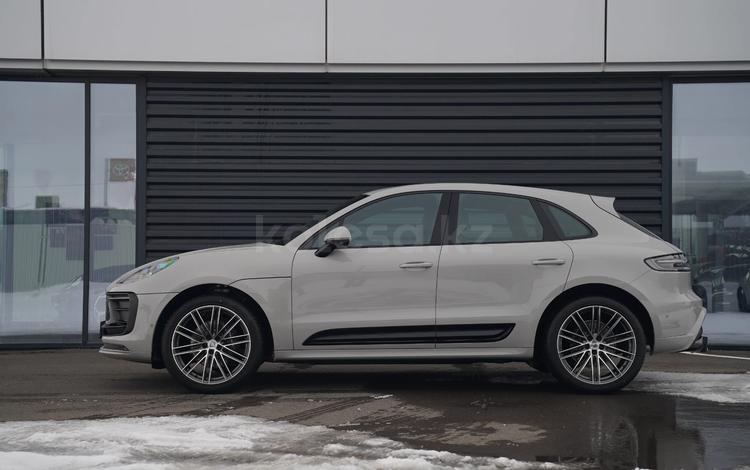 Porsche Macan T — миниатюра 3