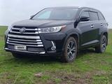 Toyota Highlander 2016 года за 12 900 000 тг. в Уральск – фото 3