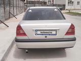 Mercedes-Benz C 200 1994 годаүшін1 100 000 тг. в Алматы – фото 4