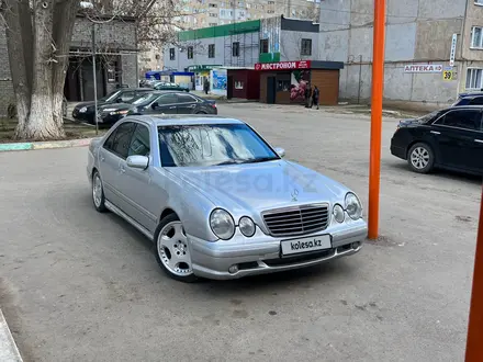 Mercedes-Benz E 320 1996 года за 4 000 000 тг. в Уральск