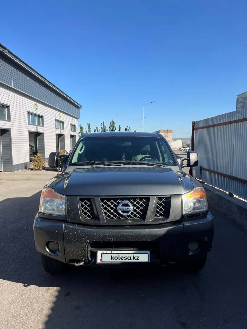 Nissan Titan, 2008