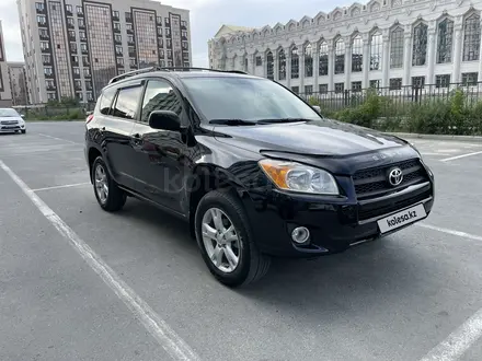 Toyota RAV4 2010 года за 7 000 000 тг. в Атырау