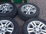Диски комплект с зимний резины на все модели тоиота ланд круизер. Оригинал за 350 000 тг. в Алматы