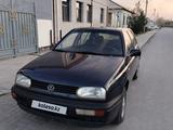 Volkswagen Golf 1994 года за 1 100 000 тг. в Туркестан – фото 2