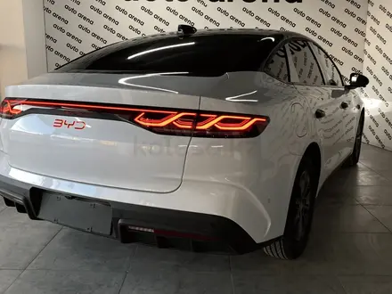 BYD Qin L DM-i Leading 2025 года за 10 990 000 тг. в Караганда – фото 10