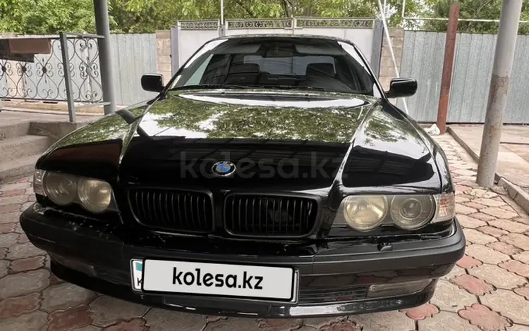 BMW 740 1998 года за 3 600 000 тг. в Алматы