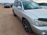 Toyota Highlander 2004 годаүшін8 200 000 тг. в Семей – фото 2