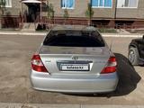 Toyota Camry 2003 года за 5 300 000 тг. в Актобе – фото 5