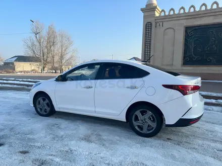 Hyundai Accent 2021 года за 9 400 000 тг. в Тараз – фото 3