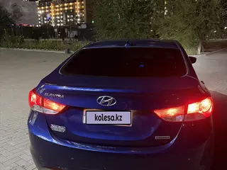 Hyundai Elantra, 2012
