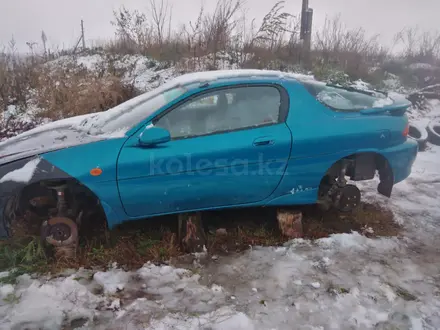 Mazda MX-3 1992 года за 10 000 тг. в Усть-Каменогорск