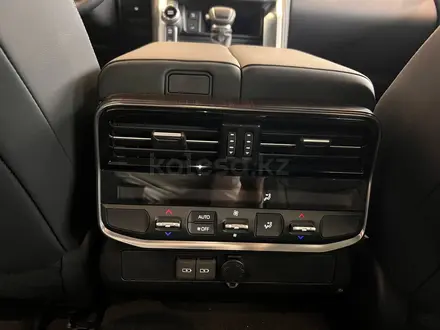 Toyota Land Cruiser Prestige 2025 года за 61 758 627 тг. в Алматы – фото 12
