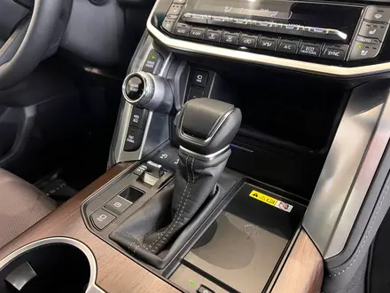 Toyota Land Cruiser Prestige 2025 года за 61 758 627 тг. в Алматы – фото 9