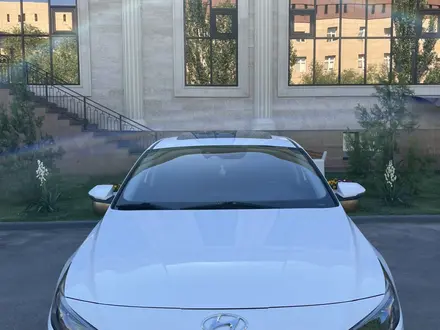 Hyundai Elantra 2022 года за 9 700 000 тг. в Кызылорда – фото 2
