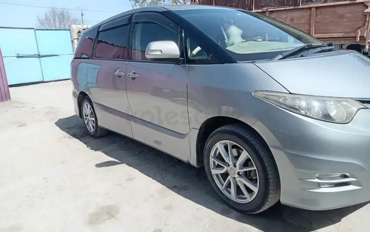 Toyota Estima 2006 года за 9 500 000 тг. в Семей