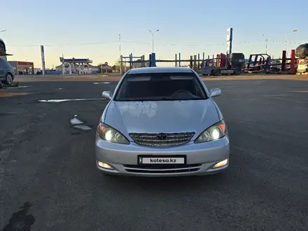 Toyota Camry 2002 года за 3 150 000 тг. в Атырау – фото 2