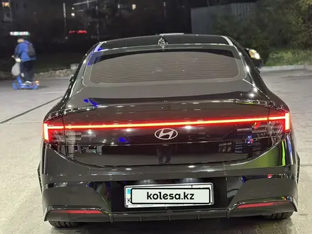 Hyundai Sonata 2024 года за 17 200 000 тг. в Алматы – фото 21