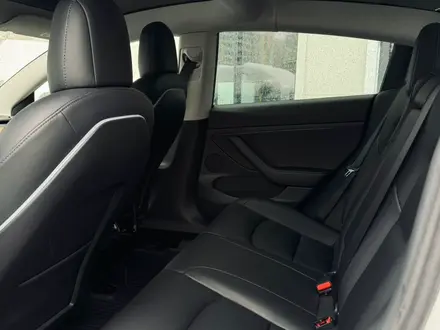 Tesla Model 3 2021 года за 13 500 000 тг. в Алматы – фото 2