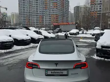 Tesla Model 3, 2021