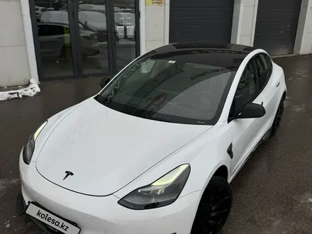 Tesla Model 3 2021 года за 13 500 000 тг. в Алматы – фото 4