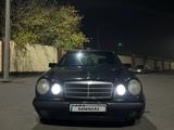 Mercedes-Benz E 230 1996 года за 2 200 000 тг. в Караганда – фото 3