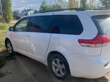 Toyota Sienna 2011 года за 7 200 000 тг. в Актобе – фото 2