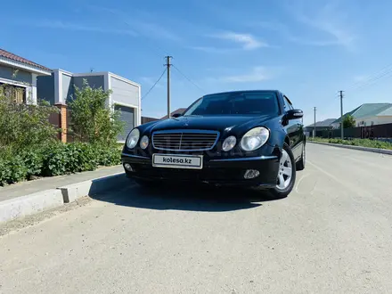 Mercedes-Benz E 320 2004 года за 6 300 000 тг. в Атырау – фото 2