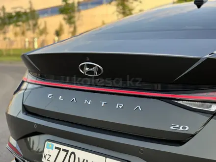 Hyundai Elantra 2021 года за 8 600 000 тг. в Алматы – фото 11