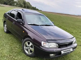 Toyota Carina E