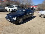 Mercedes-Benz E 280 2000 года за 4 200 000 тг. в Актобе – фото 2