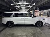 Kia Carnival 2021 года за 17 500 000 тг. в Шымкент – фото 4