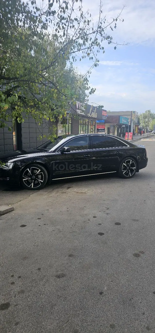 Audi A8, 2013