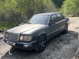 Mercedes-Benz E 200 1992 года за 1 200 000 тг. в Алматы – фото 4