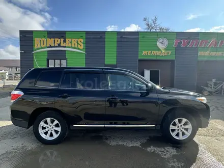 Toyota Highlander 2012 года за 7 700 000 тг. в Актобе – фото 3