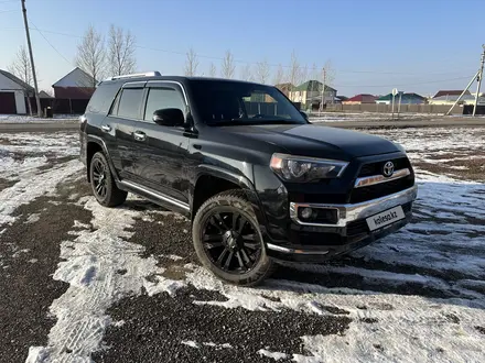 Toyota 4Runner 2016 года за 18 800 000 тг. в Актобе