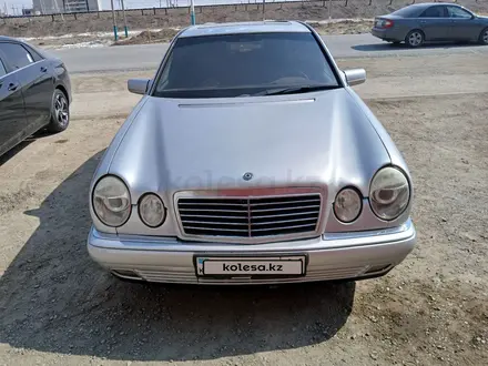 Mercedes-Benz E 230 1996 года за 2 700 000 тг. в Кызылорда – фото 3