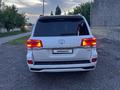 Toyota Land Cruiser 2018 года за 30 000 000 тг. в Актобе – фото 3
