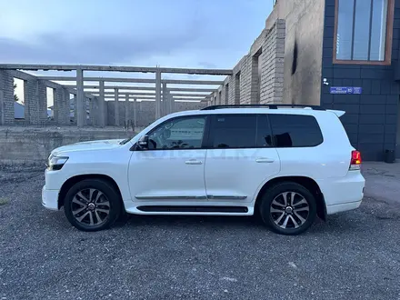 Toyota Land Cruiser 2018 года за 30 000 000 тг. в Актобе – фото 5