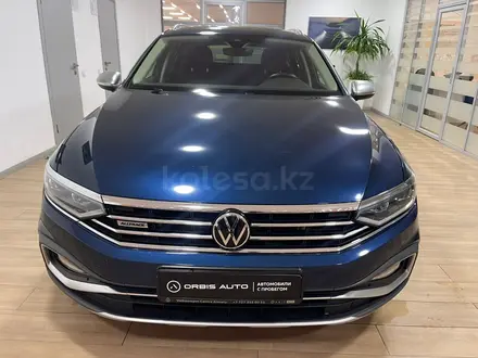 Volkswagen Passat 2022 года за 18 000 000 тг. в Алматы – фото 2