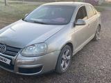 Volkswagen Jetta 2005 годаүшін2 200 000 тг. в Астана